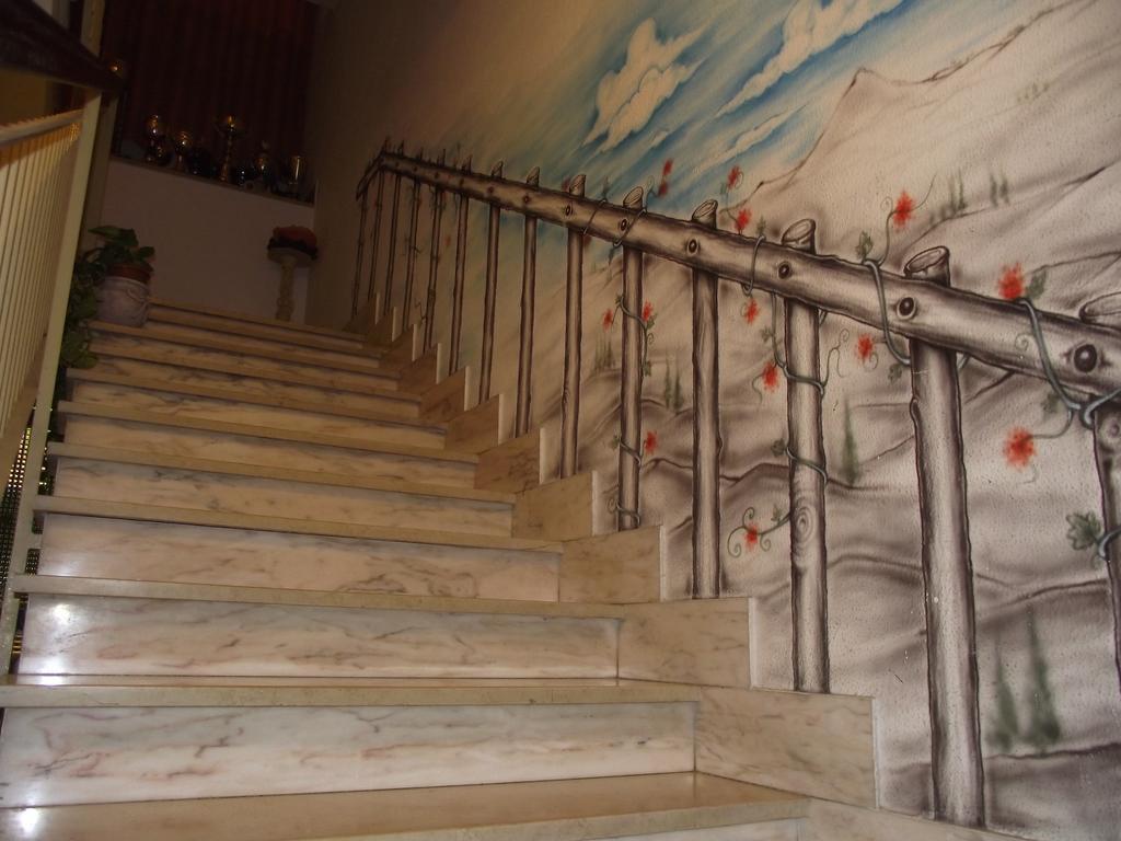 Hotel Ausonia Monte Porzio Esterno foto