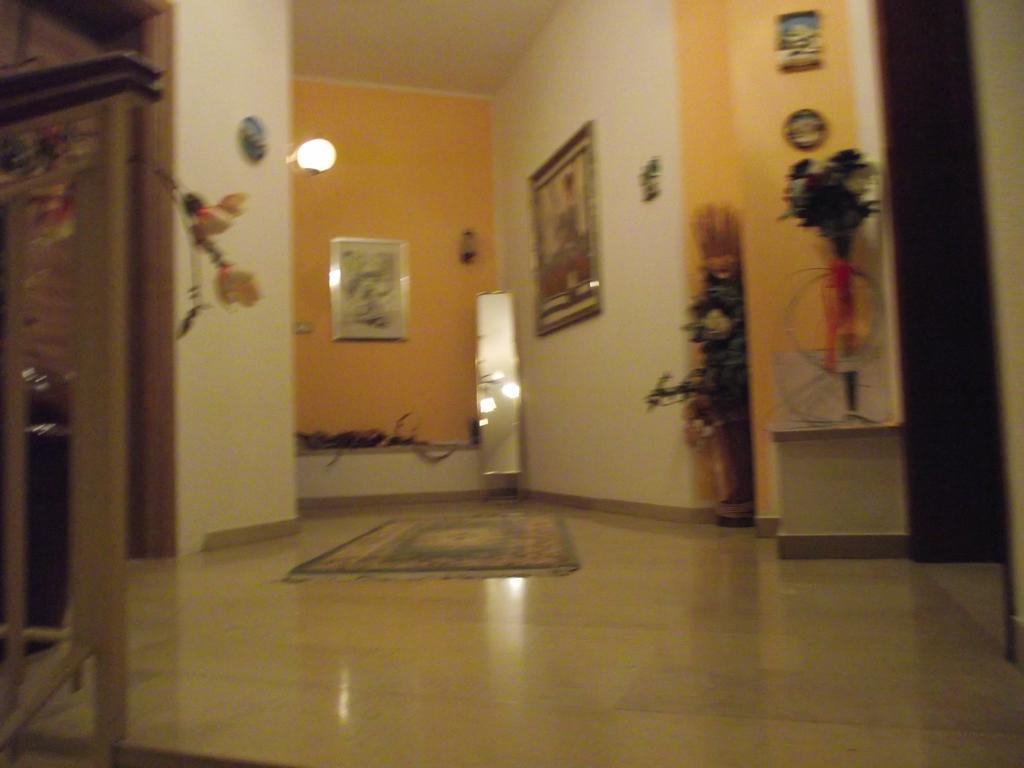 Hotel Ausonia Monte Porzio Esterno foto